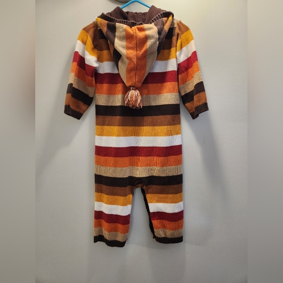 GAP Baby 6-12 months Onesie, Bunting suit, Outdoor wear, Cap with Pompom, Unisex - Picture 2 of 11